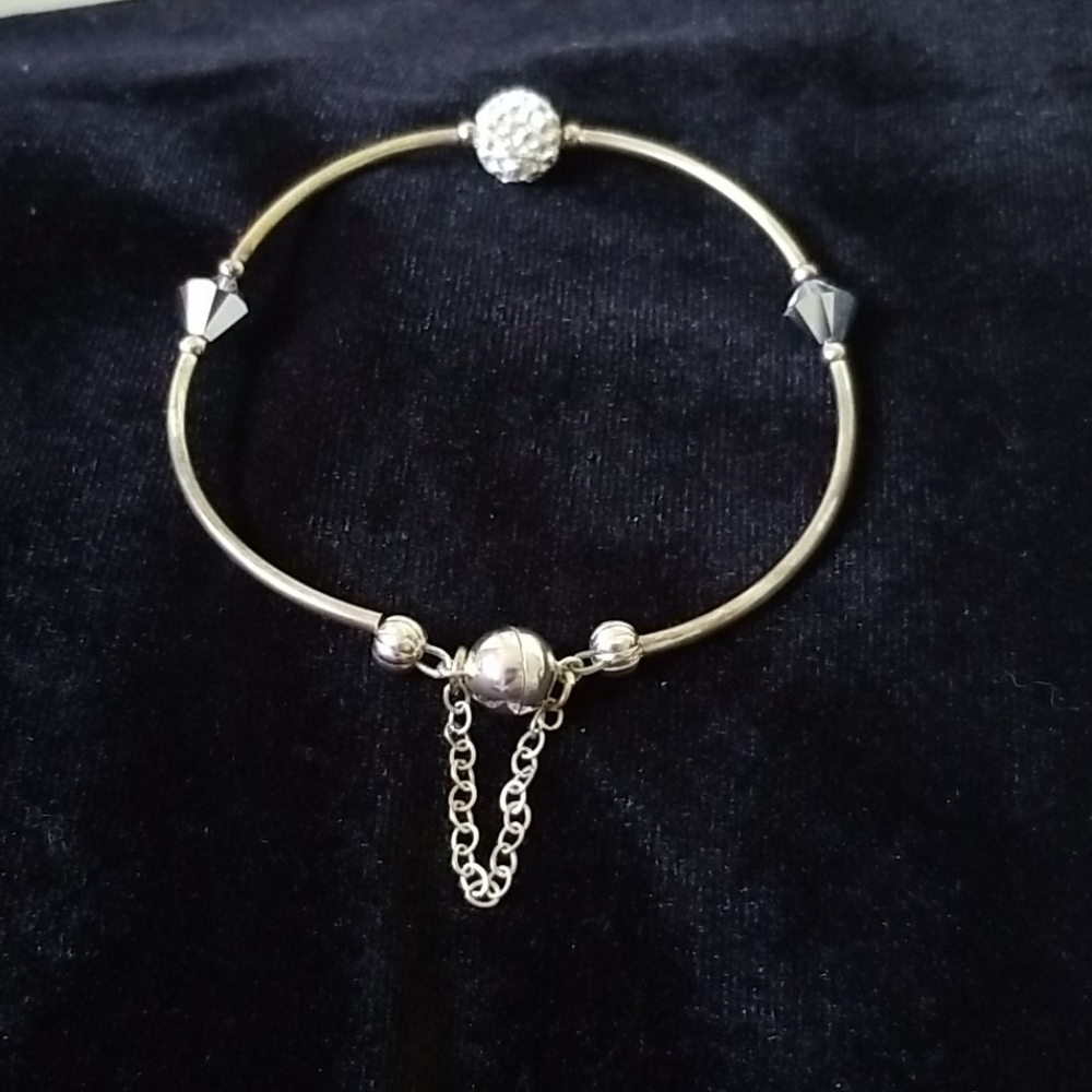 Swarowski magnetic bracelet